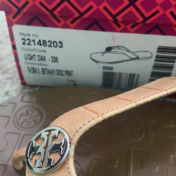 Tory Burch- Light Oak color sandals - Picture 9 of 10